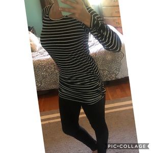 Long sleeve black and white striped tunic top